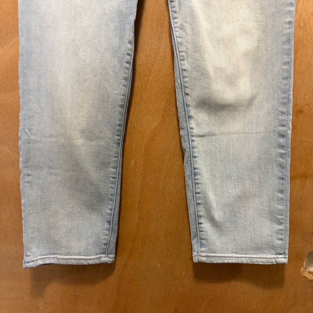 Talbots Straight Leg Crop Jean Womens 10P Light Wash Capri Stretch Denim Classic - Picture 8 of 14